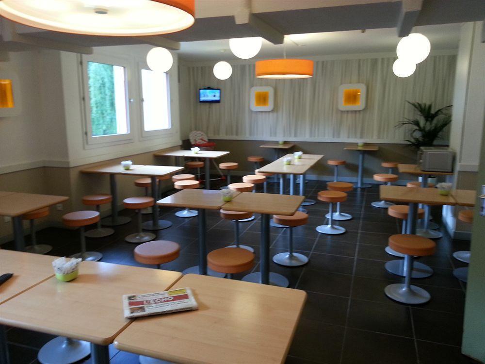 Ibis Budget Шатодён Экстерьер фото