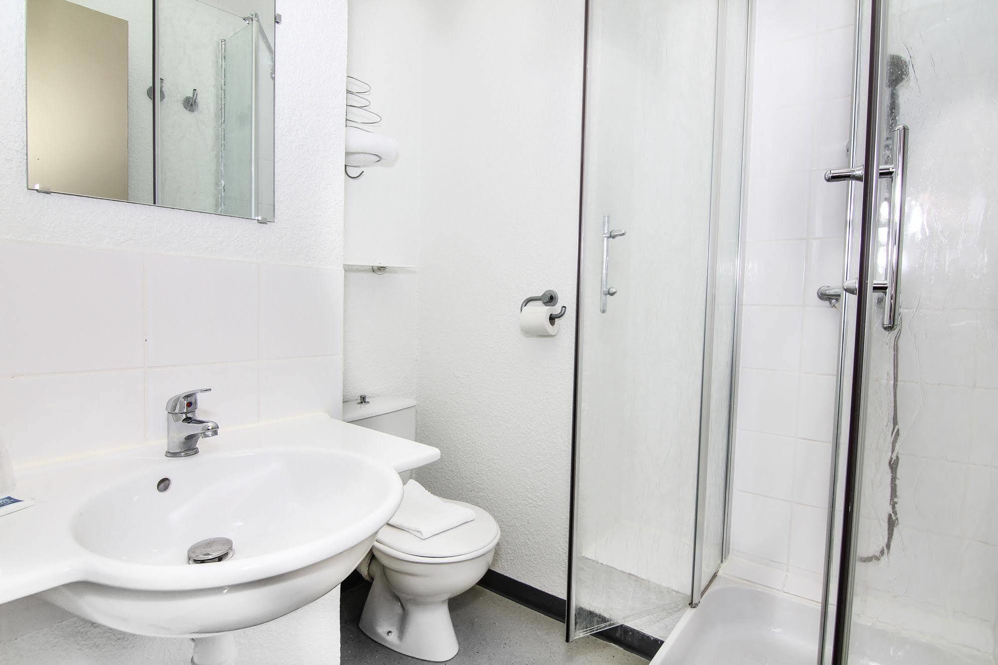 Ibis Budget Шатодён Экстерьер фото